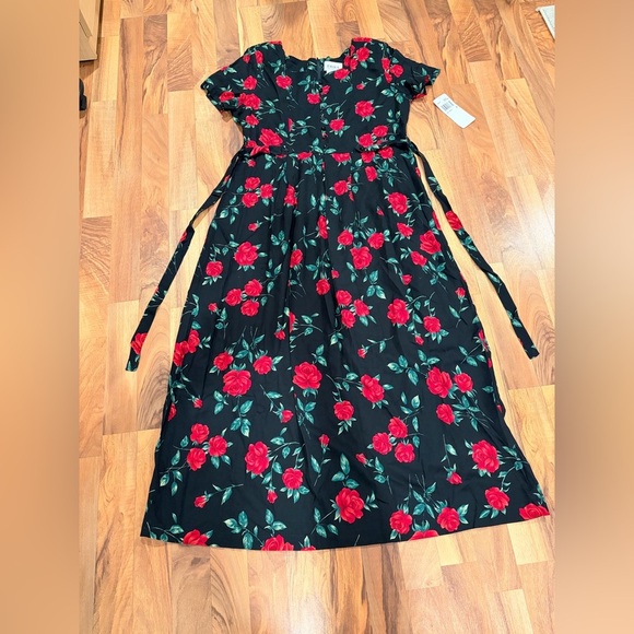 Erika Black Maxi Dress with Red Floral Design - Picture 3 of 8